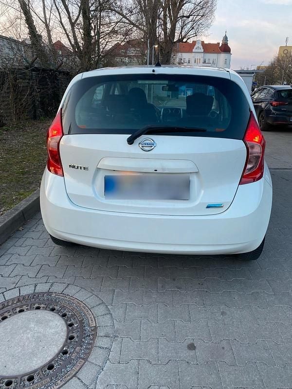 Gebraucht Nissan Note 80 PS (58 kW) 2013 Weiß Kleinwagen