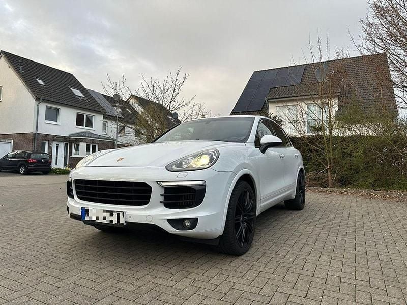 Gebraucht Porsche Cayenne S 420 PS (308 kW) 2015 Weiß SUV