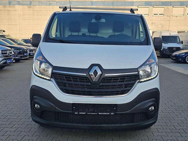 Gebraucht Renault Trafic Komfort 145 PS (106 kW) 2022 Gletscherweiss Van / Kleinbus