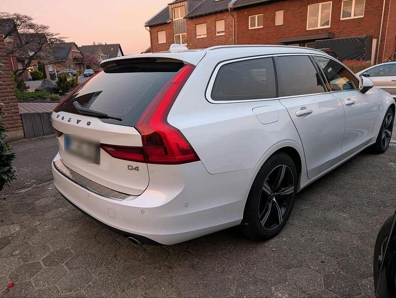 Gebraucht Volvo V90 190 PS (139 kW) 2016 Kombi
