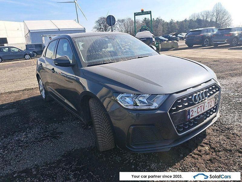 Gebraucht Audi A1 Advanced 95 PS (69 kW) 2022 Grau SUV