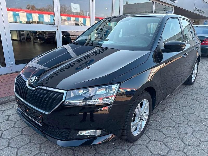Gebraucht Skoda Fabia Ambition 60 PS (44 kW) 2020 Schwarz Limousine