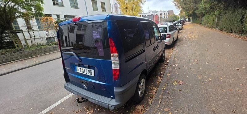 Gebraucht Fiat Doblò Dynamic 103 PS (75 kW) 2006 Blau Van / Kleinbus
