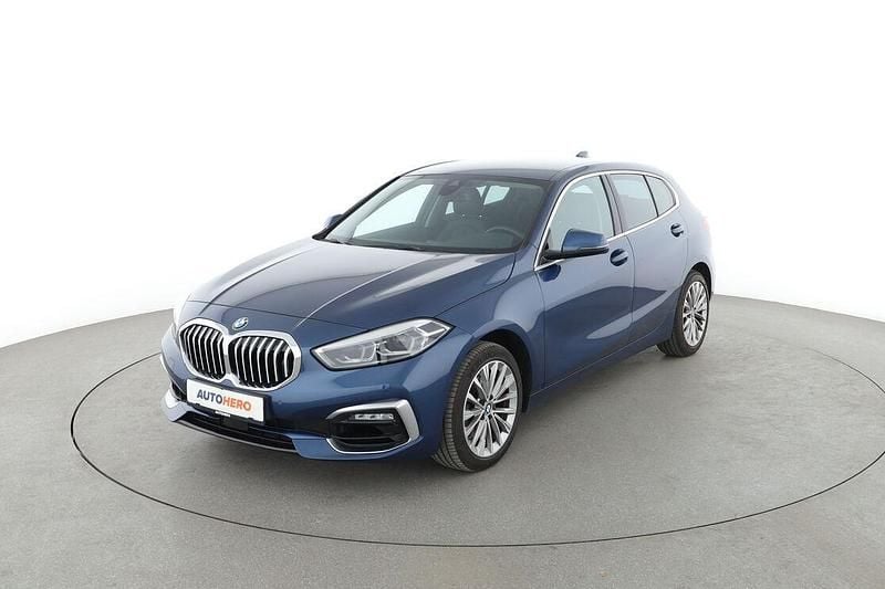 Blau Gebraucht 2021 BMW 116 Luxury Line Kleinwagen | 22.810 € (Fairer Preis) - Bild 1/3