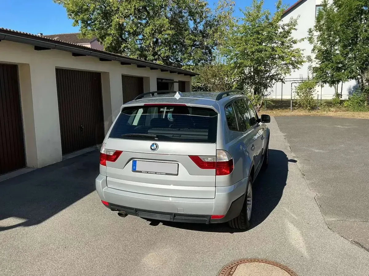 Gebraucht BMW X3 177 PS (130 kW) 2009 Silber SUV