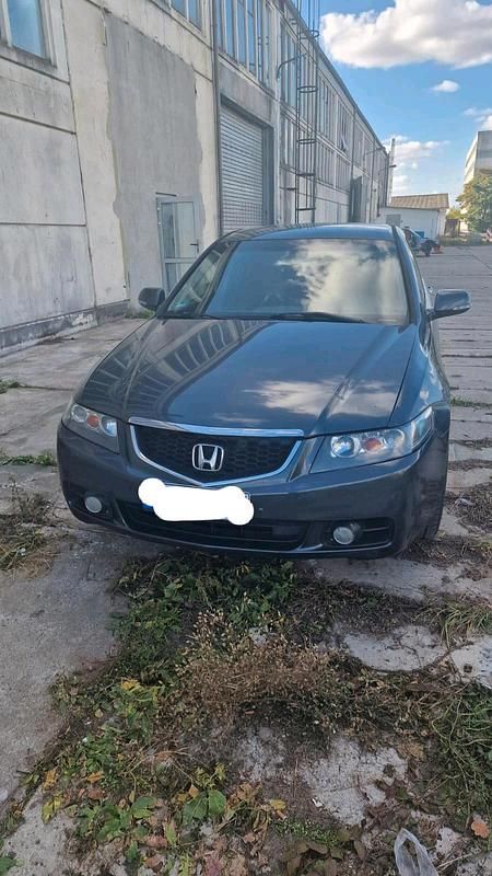 Grau Gebraucht 2005 Honda Accord Sport Limousine | 3.000 € (Fairer Preis) - Bild 1/4