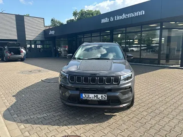 Gebraucht Jeep Compass 241 PS (177 kW) 2023 Grau SUV