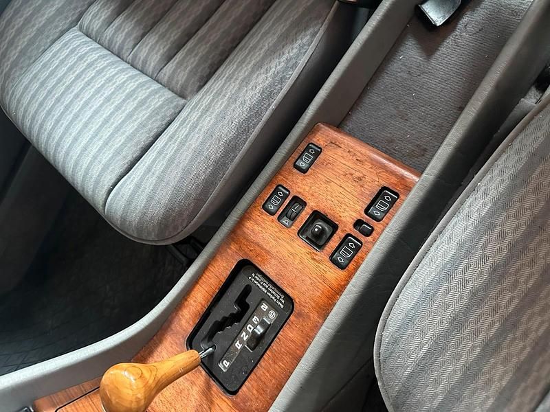 Gebraucht Mercedes E230 1990 Limousine