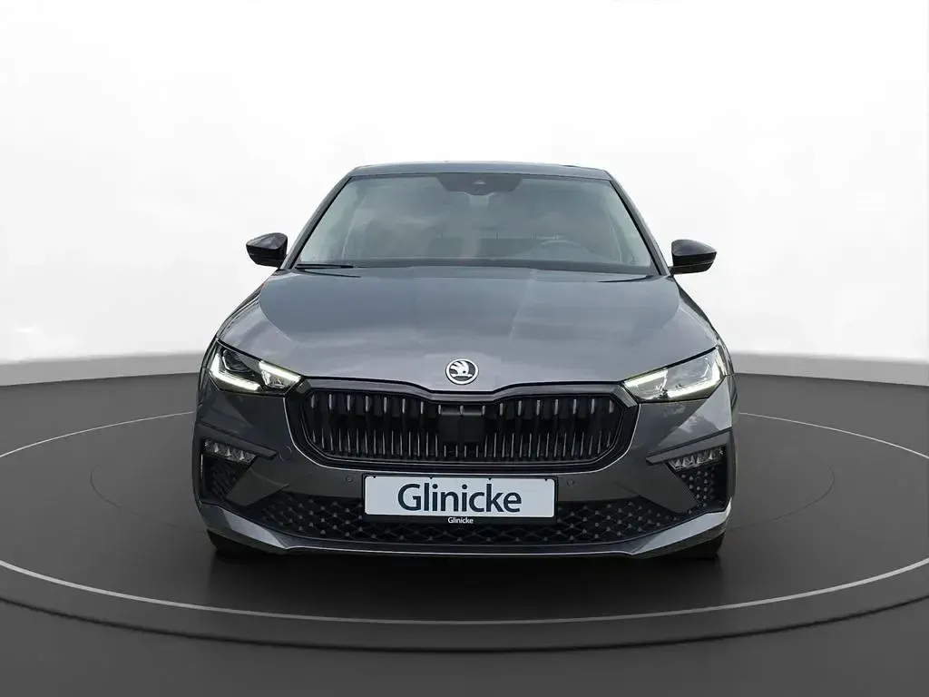 Gebraucht Skoda Scala Selection 95 PS (69 kW) 2025 Graphitegrau metallic Kleinwagen