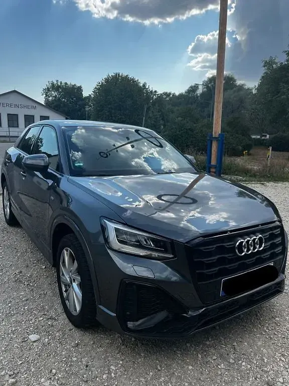 Gebraucht Audi Q2 S-Line 150 PS (110 kW) 2021 Grau SUV