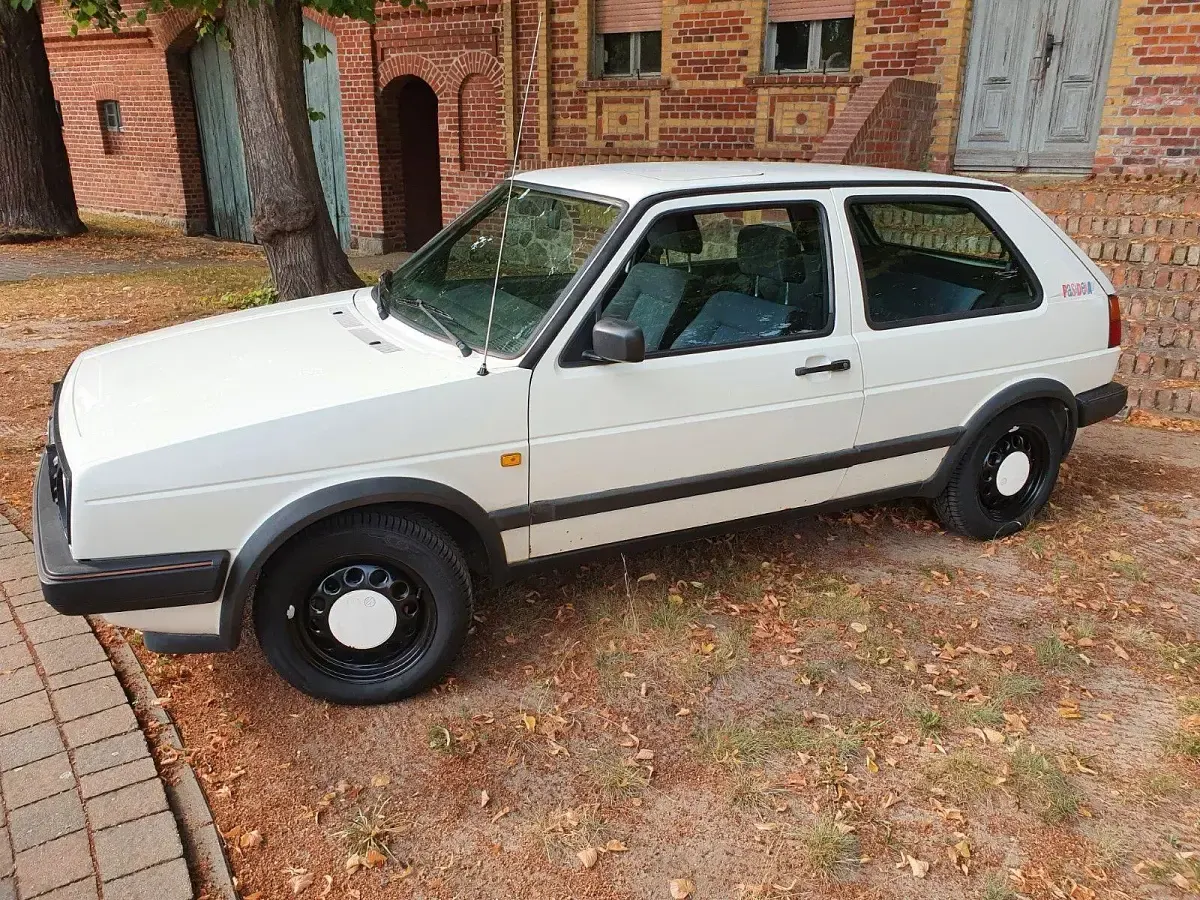 Gebraucht VW Golf III 69 PS (50 kW) 1992 Weiß Kleinwagen
