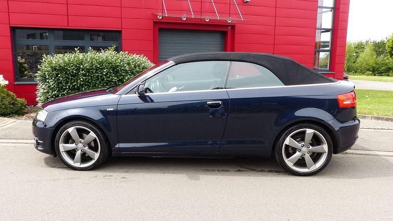 Blau Gebraucht 2012 Audi A3 Cabriolet S-Line Cabrio | 10.900 € (Fairer Preis) - Bild 1/4
