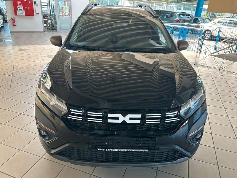Gebraucht Dacia Jogger 141 PS (103 kW) 2025 Schwarz Van / Kleinbus