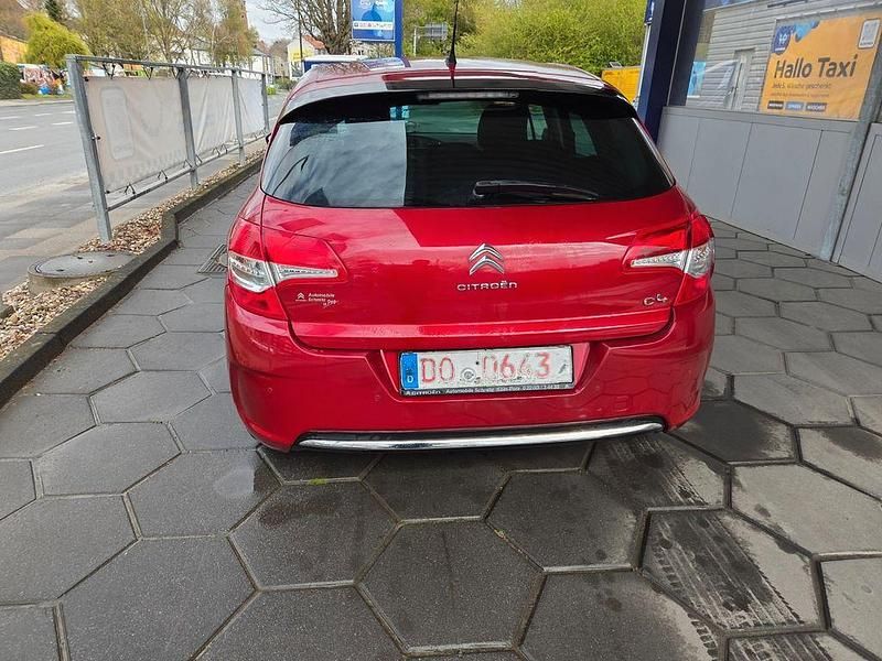 Gebraucht Citroën C4 Tendance 120 PS (88 kW) 2010 Metalliclackierung Limousine