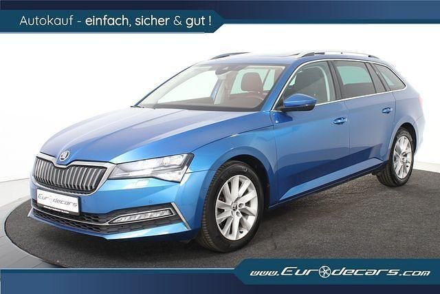 Blau Gebraucht 2020 Skoda Superb Kombi | 24.300 € (Fairer Preis) - Bild 1/4