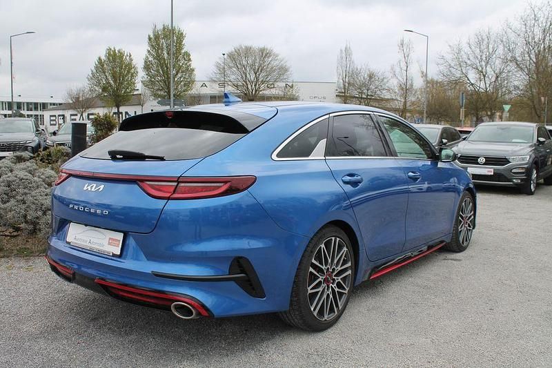 Gebraucht Kia ProCeed GT GT 204 PS (150 kW) 2022 Blau Kleinwagen