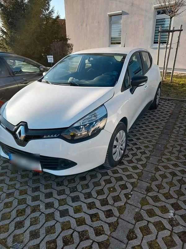 Gebraucht Renault Clio IV Dynamique 73 PS (53 kW) 2015 Weiß Kleinwagen