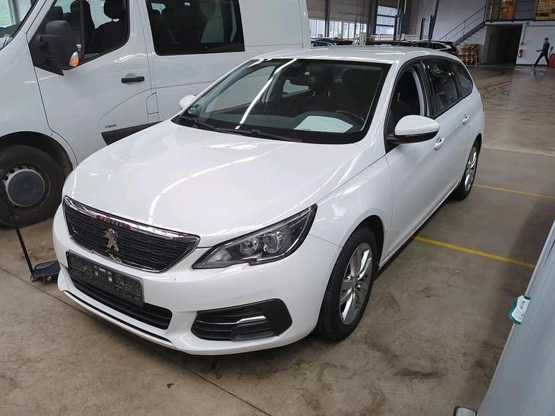Grau Gebraucht 2019 Peugeot 308 Active Kombi | 8.950 € (Guter Preis) - Bild 1/4