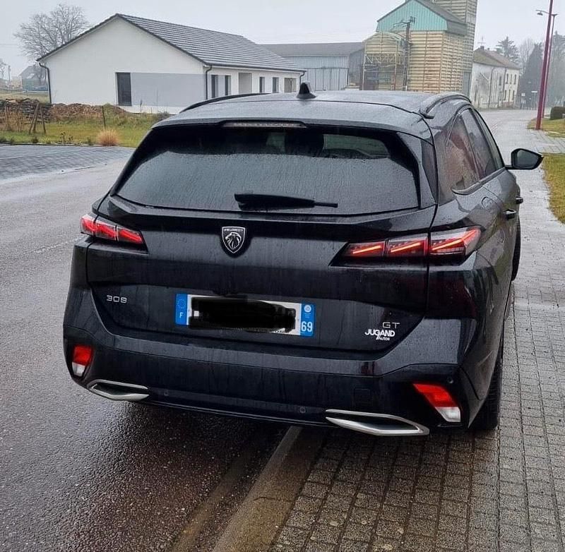 Gebraucht Peugeot 308 SW GT-line 136 PS (100 kW) 2024 Schwarz Kombi