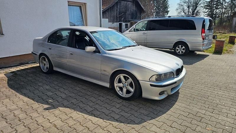 Gebraucht BMW 525 Performance 163 PS (119 kW) 2002 Silber Limousine