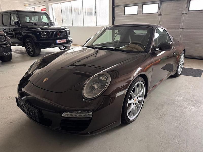 Gebraucht Porsche 911 Carrera Cabriolet 345 PS (253 kW) 2010 Macadamiametallic Cabrio