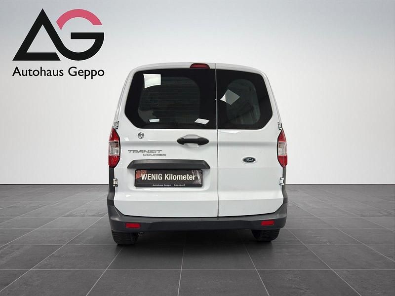 Second-hand Ford Transit 101 CP (74 kW) 2015 Alb Monovolum