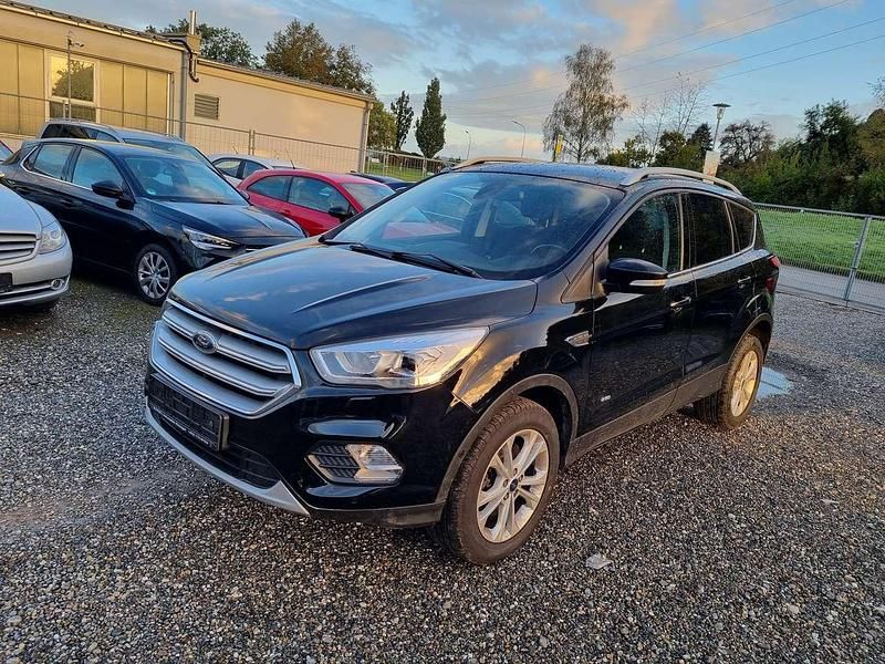 Gebraucht Ford Kuga Titanium 150 PS (110 kW) 2018 Shadow black SUV
