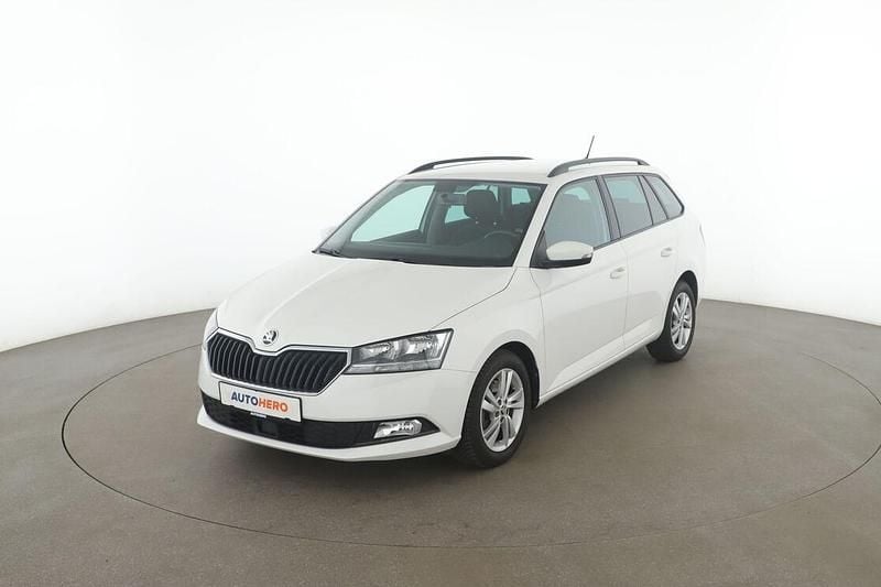 Weiß Gebraucht 2021 Skoda Fabia Ambition Kleinwagen | 16.540 € (Fairer Preis) - Bild 1/3