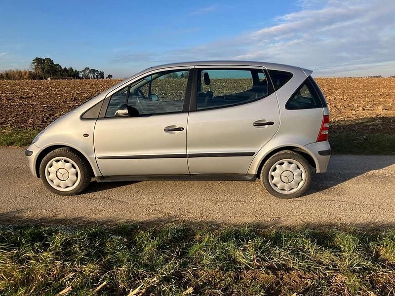 Usata Mercedes A170 Classic 95 CV (69 kW) 2004 Argento Berlina