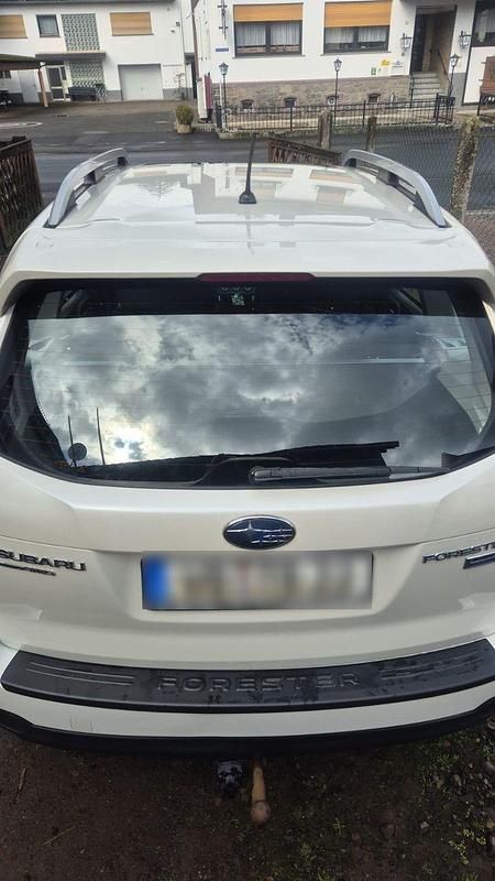 Gebraucht Subaru Forester Exclusive+ 147 PS (108 kW) 2014 Weiß SUV