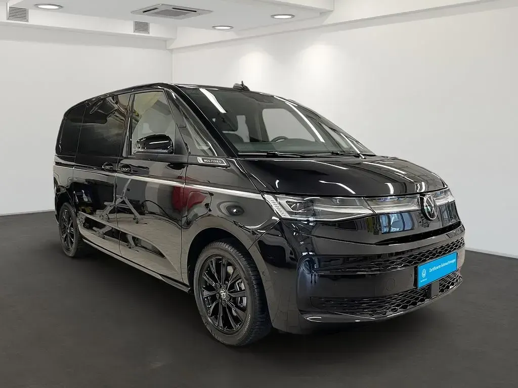 Gebraucht VW Multivan Style 245 PS (180 kW) 2025 Schwarz Van / Kleinbus