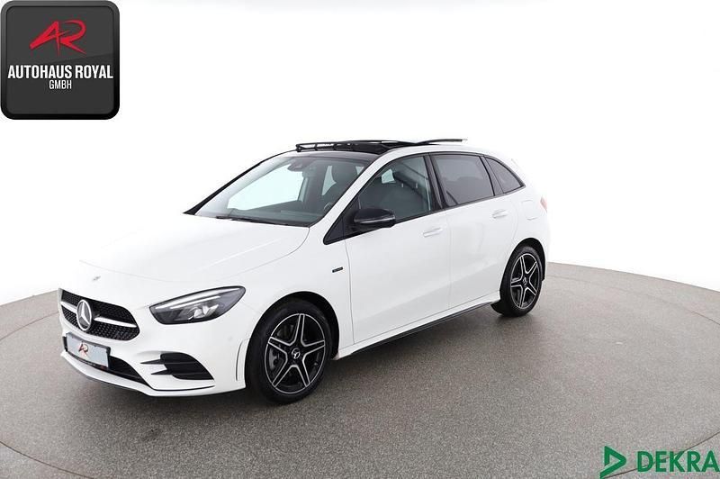 Weiß Gebraucht 2021 Mercedes B250e AMG Van / Kleinbus | 25.880 € (Fairer Preis) - Bild 1/4