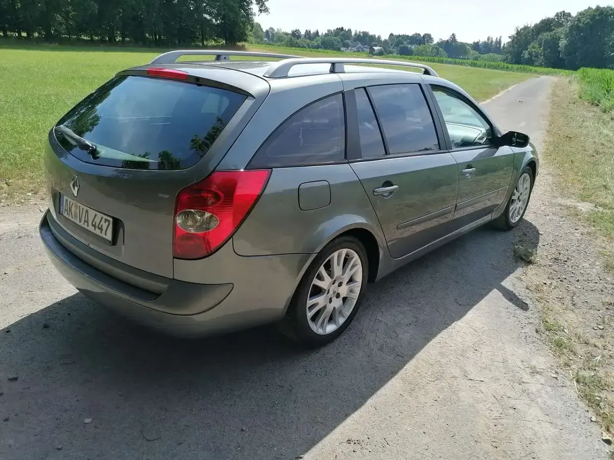Gebraucht Renault Laguna GrandTour Authentique 120 PS (88 kW) 2003 Grau Kombi