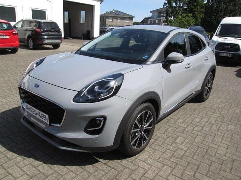 Fancygrau Gebraucht 2022 Ford Puma Titanium SUV | 21.900 € (Fairer Preis) - Bild 1/4