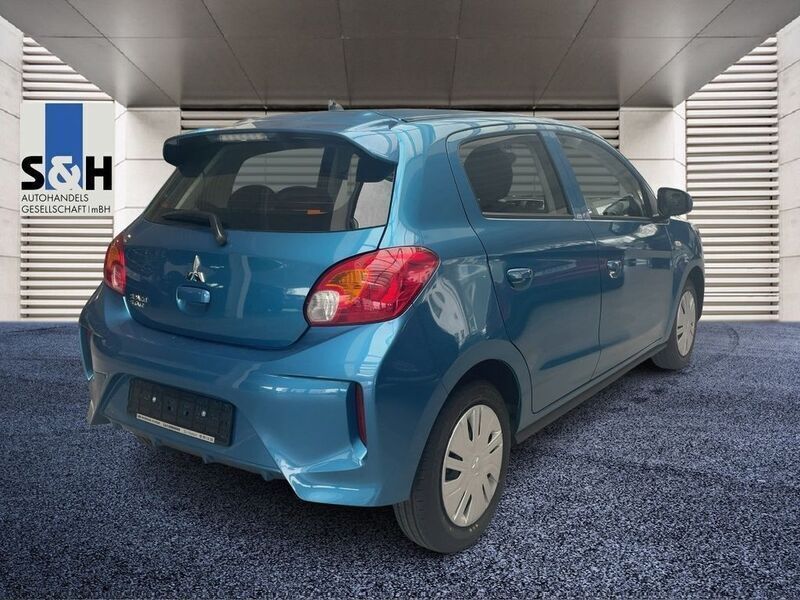 Neu Mitsubishi Space Star Select 71 PS (52 kW) 2025 Braun) (braun Limousine