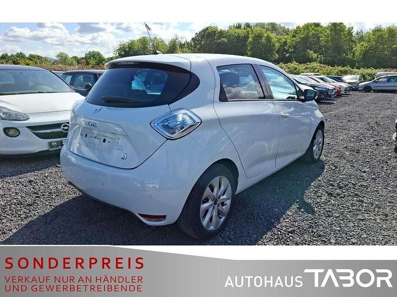 Gebraucht Renault Zoe Intens 42 kW (58 PS) 2013 Gletscherweiss Kleinwagen