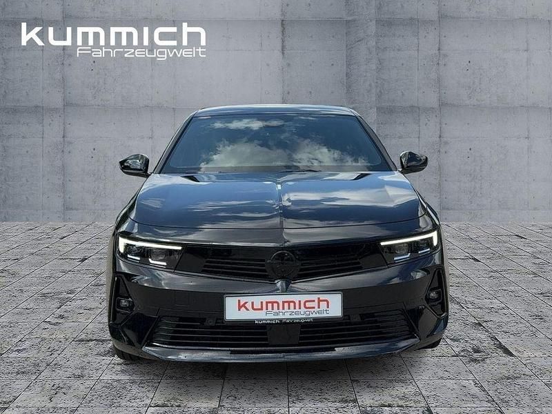 Neu Opel Astra 131 PS (96 kW) 2025 Schwarz Kombi