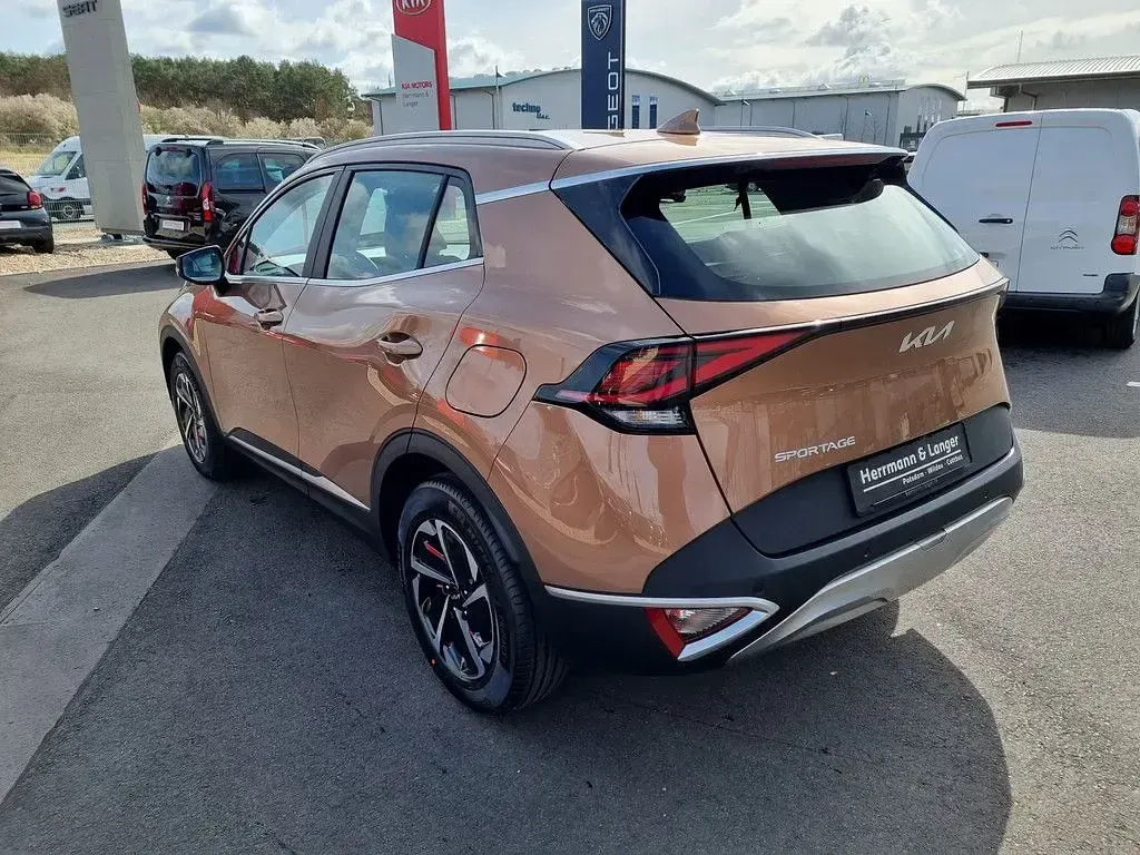 Gebraucht Kia Sportage Vision 179 PS (131 kW) 2022 Braun SUV