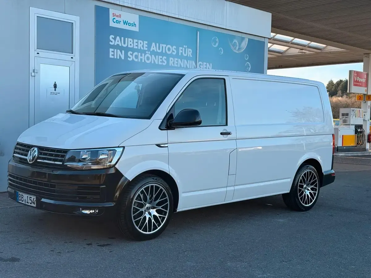 Gebraucht VW Transporter 102 PS (75 kW) 2017 Weiß Van