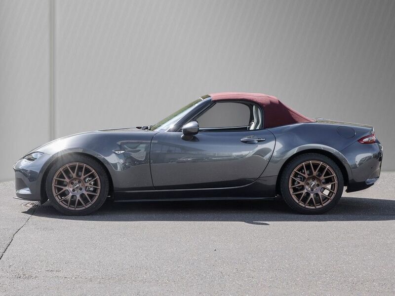 Gebraucht Mazda MX5 Ad'Vantage 184 PS (135 kW) 2021 Machine gray Cabrio