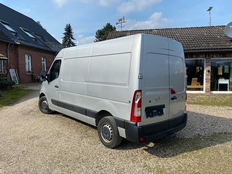 Gebraucht Opel Movano 150 PS (110 kW) 2021 Silber Van