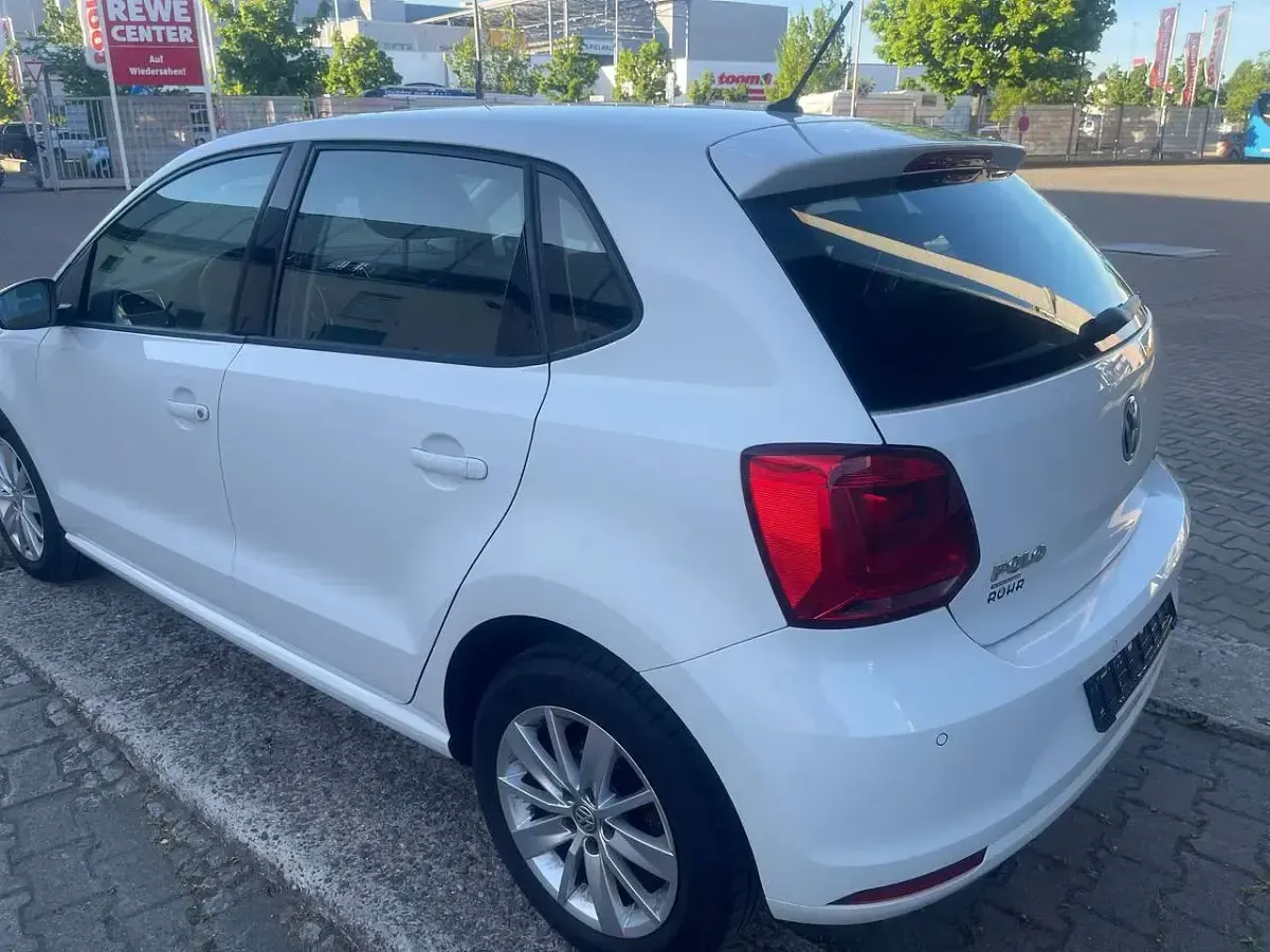 Usata VW Polo Comfortline 90 CV (66 kW) 2016 Bianco Berlina