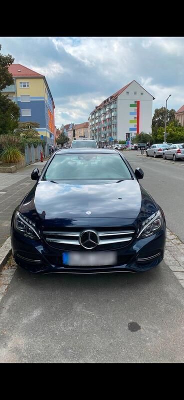 Blau Gebraucht 2014 Mercedes C220 Limousine | 17.600 € (Fairer Preis) - Bild 1/4