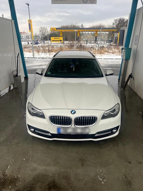 Gebraucht BMW 520 184 PS (135 kW) 2014 Weiß Kombi