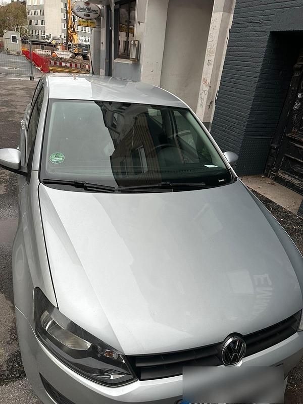 Gebraucht VW Polo 69 PS (50 kW) 2010 Grau Kleinwagen