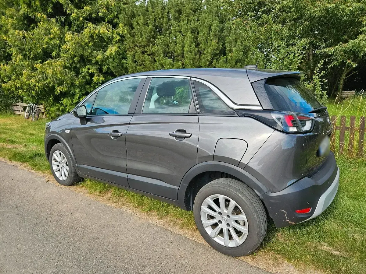 Gebraucht Opel Crossland 131 PS (96 kW) 2021 Grau SUV