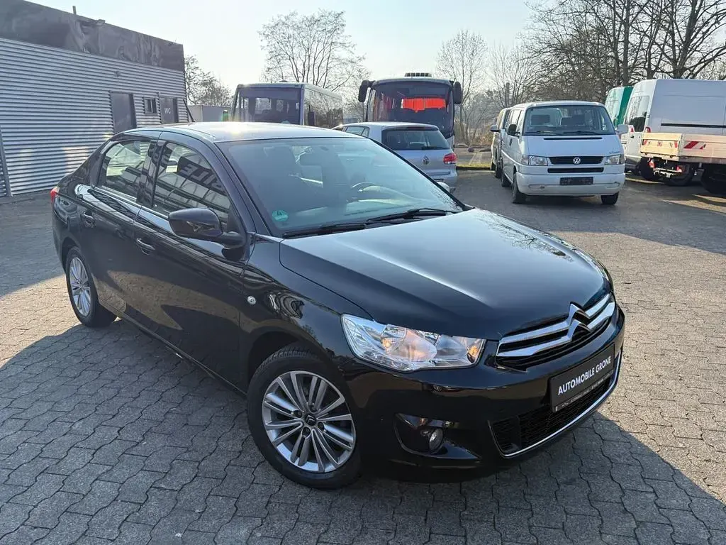 Gebraucht Citroën C-Elysee I PureTech 82 PS (60 kW) 2016 Schwarz Limousine