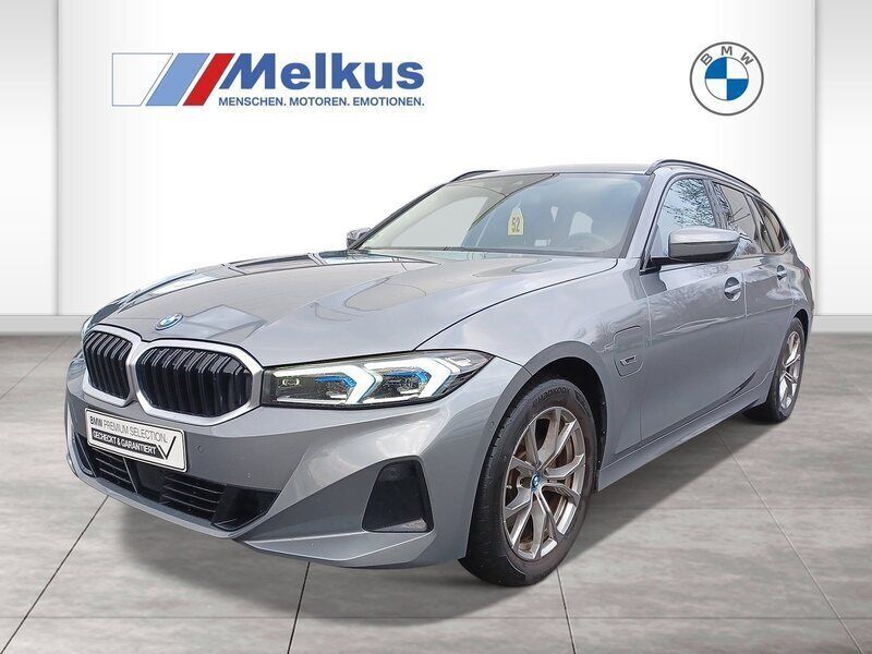 Othercolor Gebraucht 2022 BMW 320e Sport Line Kombi | 31.470 € (Etwas zu teuer) - Bild 1/4