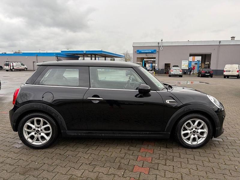 Gebraucht Mini ONE 102 PS (75 kW) 2017 Schwarz Kleinwagen