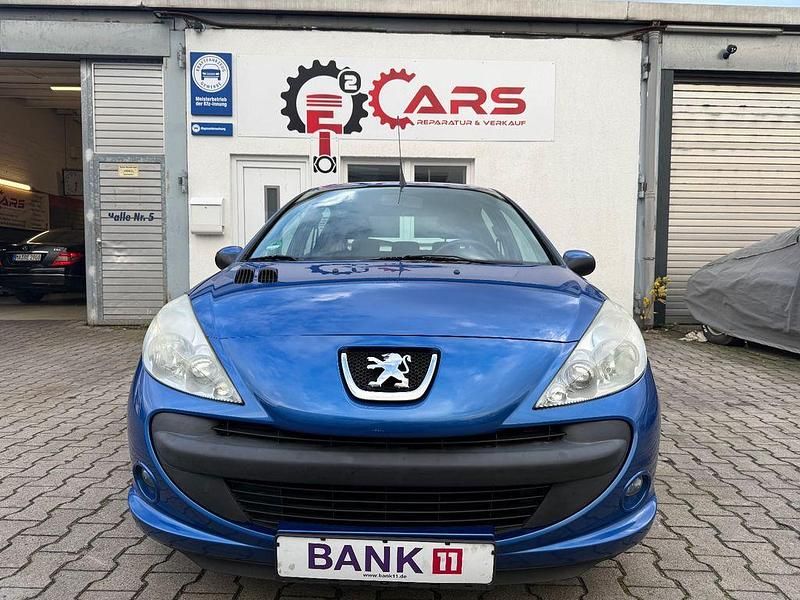 Gebraucht Peugeot 206+ 75 PS (55 kW) 2009 Blau Kleinwagen
